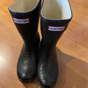 Black “Snake Skin” Hunter Mid Calf Booties